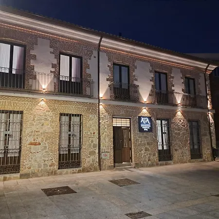 Apartamentosturisticos Puerta Del Alcazar 0-1 * Ávila